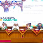 Bupati Adi Arnawa Pimpin Sosialisasi Program Beasiswa ‘Nak Badung’ Tahun 2026